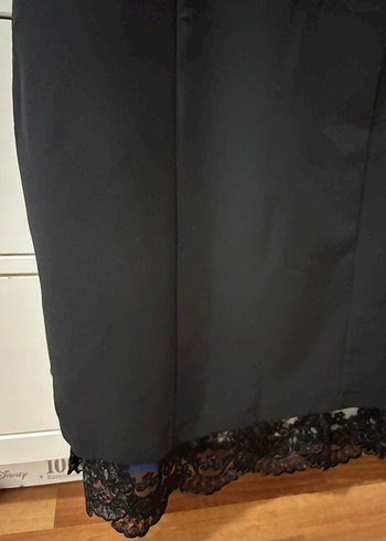 Siyah V Yakalı Gotik Drapeli Kadın Bluz - Görsel 3