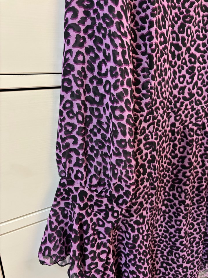 Leopar Desenli Mor Uzun Kollu Elbise - Görsel 4