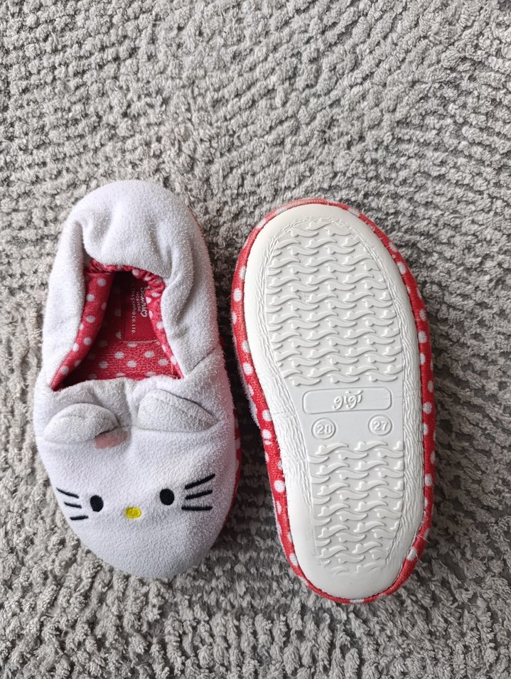 Kız Çocuk Beyaz Nakışlı Peluş Ev Terliği - Görsel 5