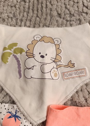 Nakışlı ve Desenli Bebek Önlük Seti - Görsel 5