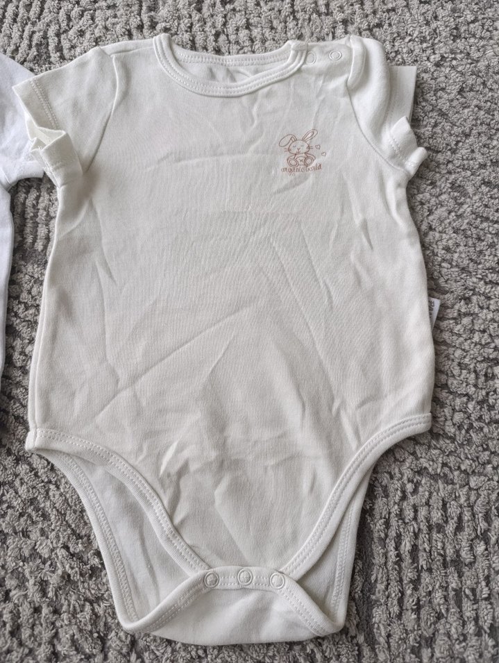 Beyaz Kısa Kollu Bebek Zıbını - Görsel 2