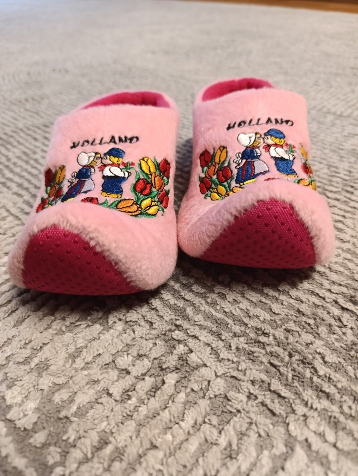 Nakışlı Pembe Kız Çocuk Ev Terliği - Görsel 2