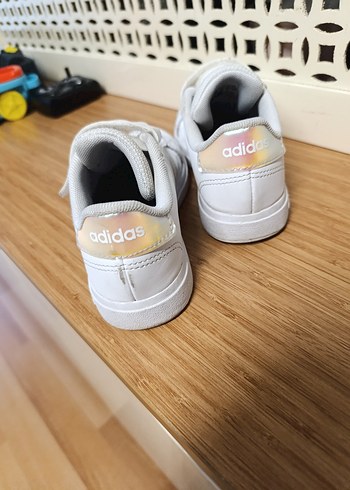 Adidas Kız Çocuk Beyaz Velcro Sneaker - Görsel 3