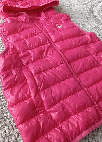 Benetton Kız Çocuk Kapüşonlu Şişme Yelek - Görsel 3