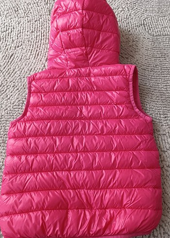 Benetton Kız Çocuk Kapüşonlu Şişme Yelek - Görsel 6