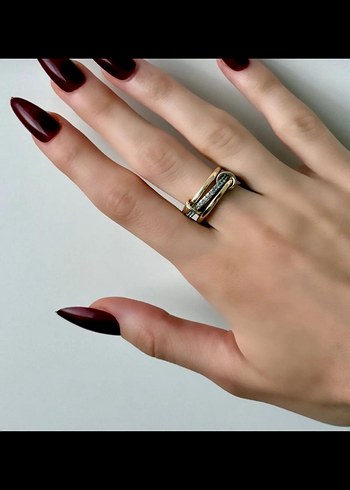 İç içe geçmiş yüzük - Görsel 2