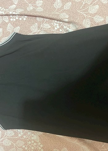 Siyah V Yaka Fermuarlı Kadın elbise