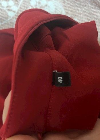 Bershka Kırmızı V Yakalı Dantel Detaylı Midi Tulum
