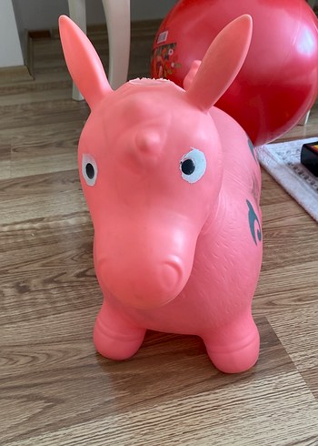 Pembe Şişme Oyuncak Hayvan - Görsel 2