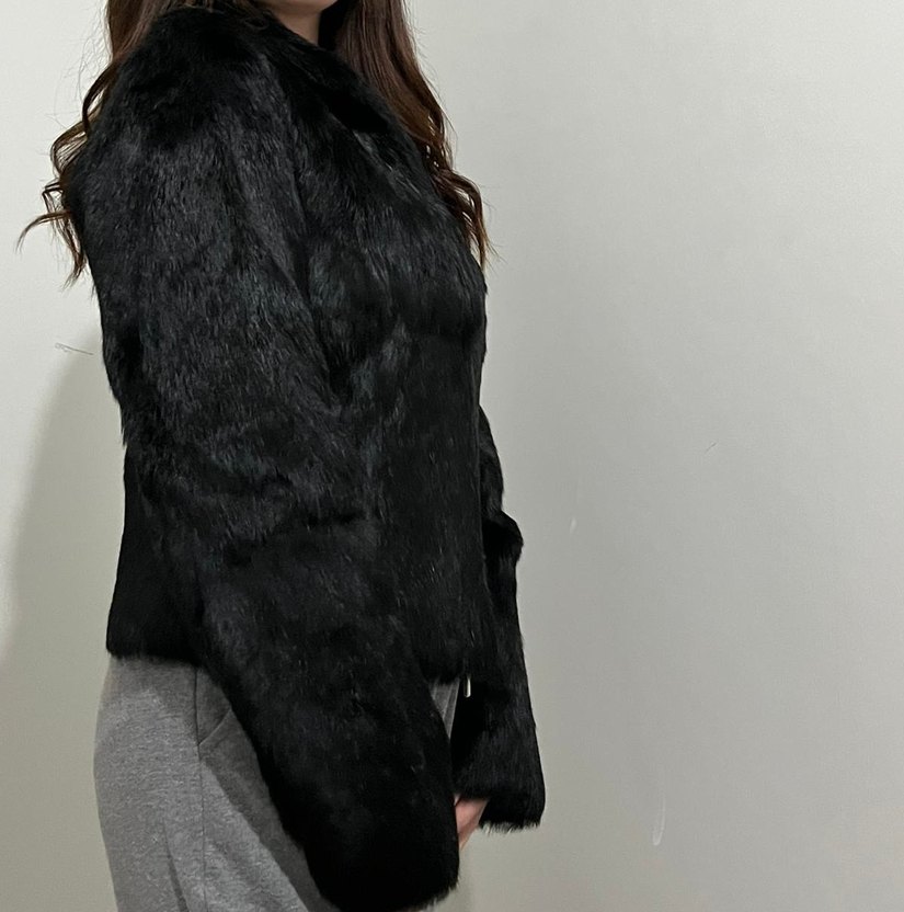 Siyah Kürk - Görsel 2