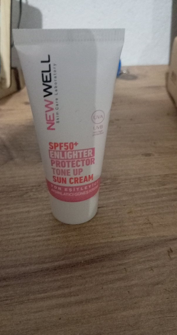 New Well SPF50+ Aydınlatıcı Güneş Kremi - Görsel 5