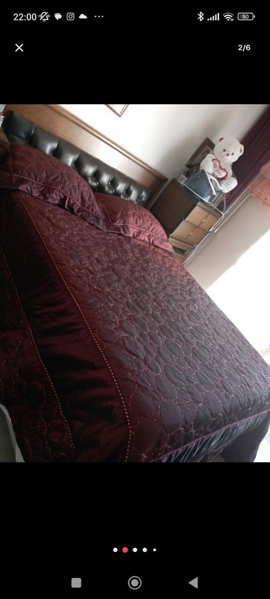 Bordo Nakışlı Tafta Kumaştan Yatak Örtüsü - Görsel 3