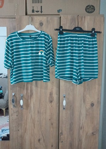 Turkuaz Çizgili Pijama takımı