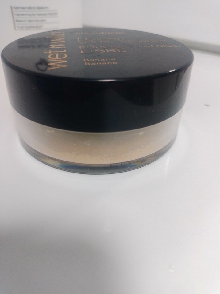Wet n Wild Loose Banana Pudra - Görsel 3