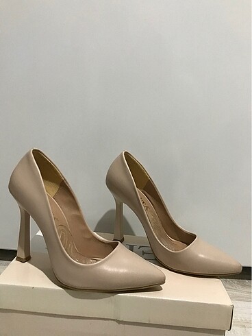 38 Beden Kadeh topuk stiletto