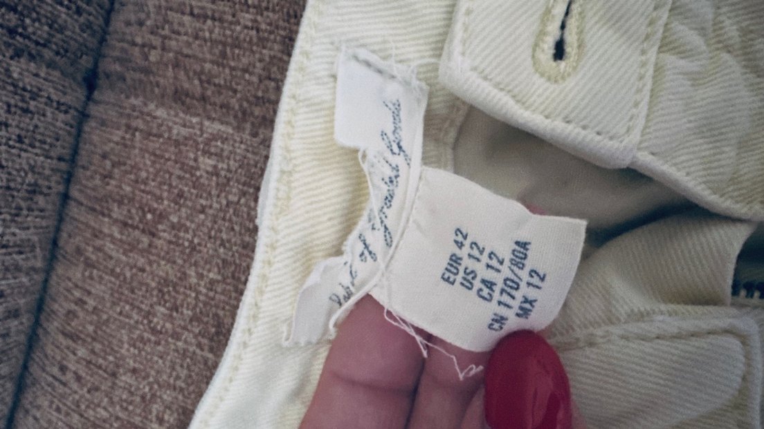 Düğmeli Beyaz Mini  Şort /42 beden - Görsel 3