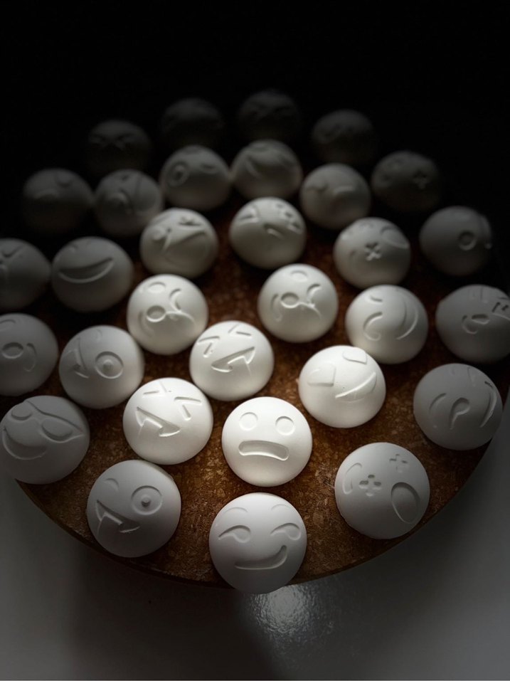 Beyaz Duygu İfadeleri Boyanabilir Taşlar - Görsel 4