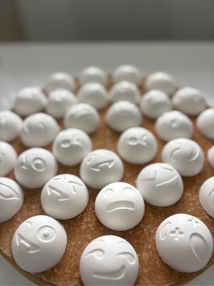 Beyaz Duygu İfadeleri Boyanabilir Taşlar - Görsel 2