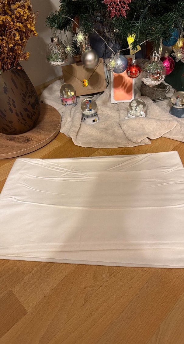 Nakışlı Beyaz Pike ve Çarşaf Seti ve 2 yastık yüzü - Görsel 2