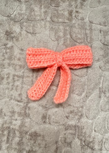 Örgü Kumaşlı fiyonk charm - Görsel 2