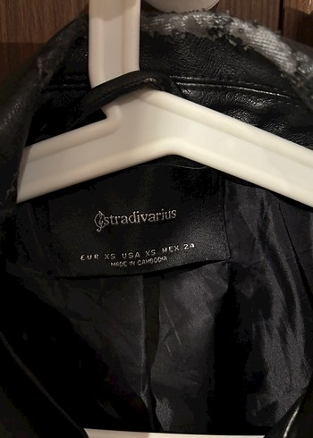 Stradivarius xs deri ceket - Görsel 3