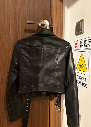 Stradivarius xs deri ceket - Görsel 5