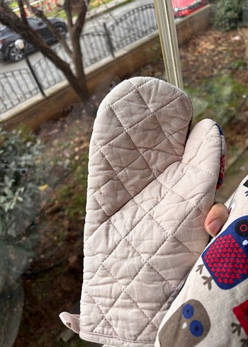 Desenli Gri Fırın Eldiveni ve Tutacak Seti - Görsel 3