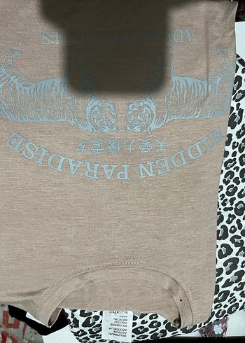 Diğer leopar desenli pijama takımı