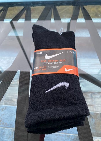  Beden 6lı Nike Erkek Beyaz ve Siyah Logolu Soket Tenis Çorap