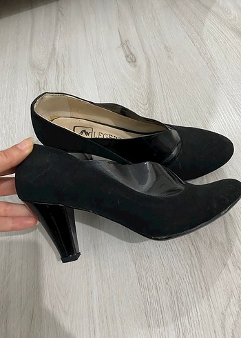 38 Beden Siyah Kadın Dolgu Topuk Klasik Ayakkabı