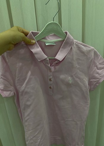 Düğmeli Pembe Polo Yaka Kadın Tişört