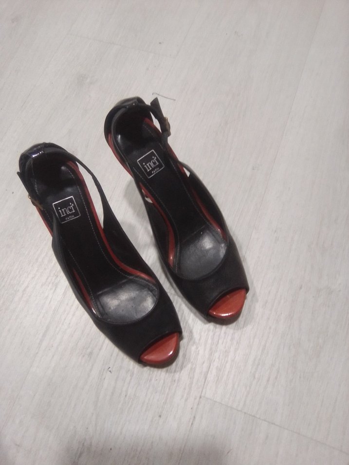 Siyah Tokalı İnce Topuklu - Görsel 3