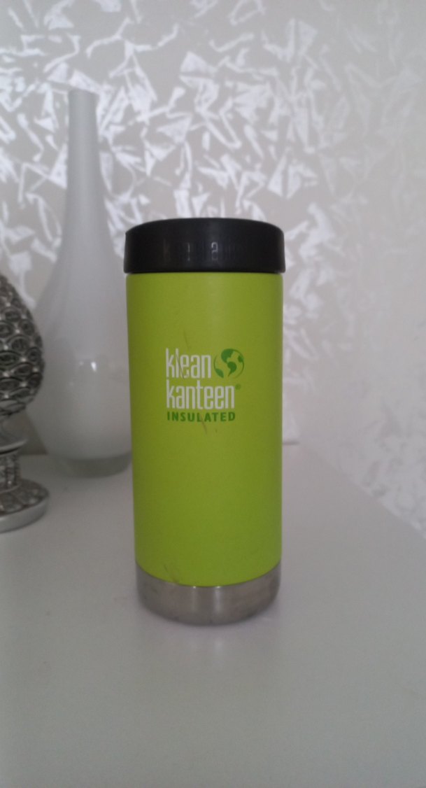 Parlak Yeşil Klean Kanteen İzoleli Termos - Görsel 2