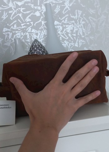 Kahverengi Deri Kadın Makyaj Çantası - Görsel 4