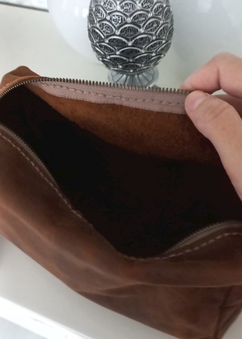 Kahverengi Deri Kadın Makyaj Çantası - Görsel 7