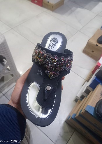 Diğer Renkli Payetli Kadın Dolgu Topuk Terlik