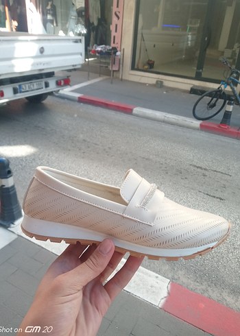 Beyaz Kadın Günlük Stiletto Topuklu Ayakkabı