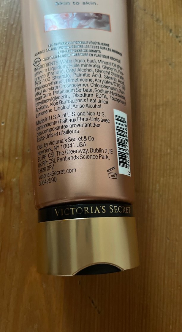 Victoria's Secret Bare Vanilla Vücut Losyonu 236 ml ORJİNAL ÜRÜN - Görsel 5