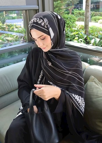 Beden siyah Renk İmannoor ipek şal