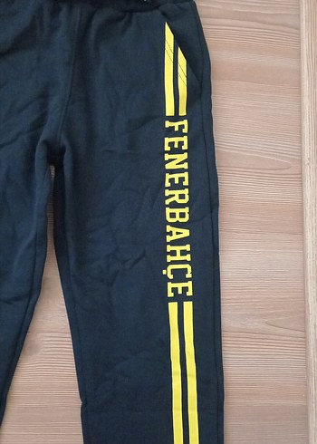 8 Yaş Beden Fenerbahçe Baskılı Erkek Çocuk Siyah Eşofman Altı