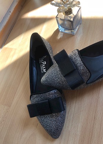 38 Beden Parlak Gri Stiletto Kadın Babet