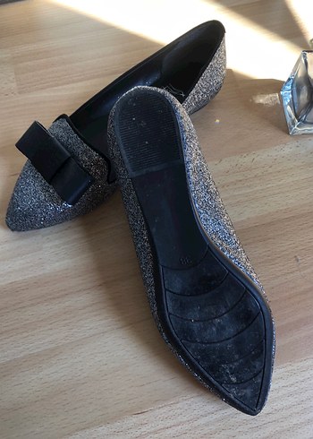 Catimini Paris Parlak Gri Stiletto Kadın Babet