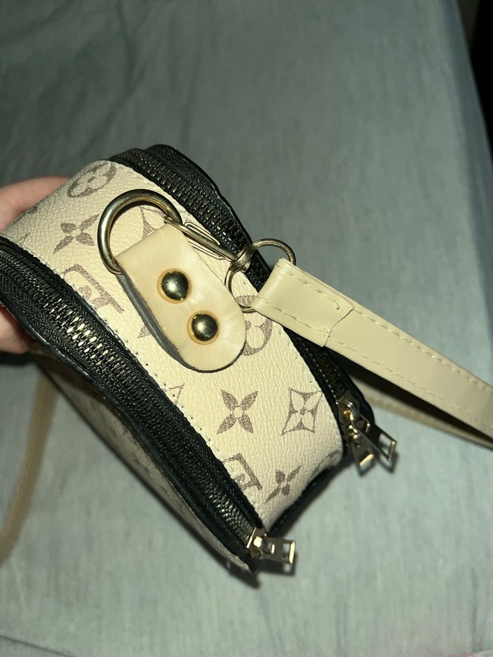 Bej Louis Vuitton Baskılı Çapraz Çanta - Görsel 4