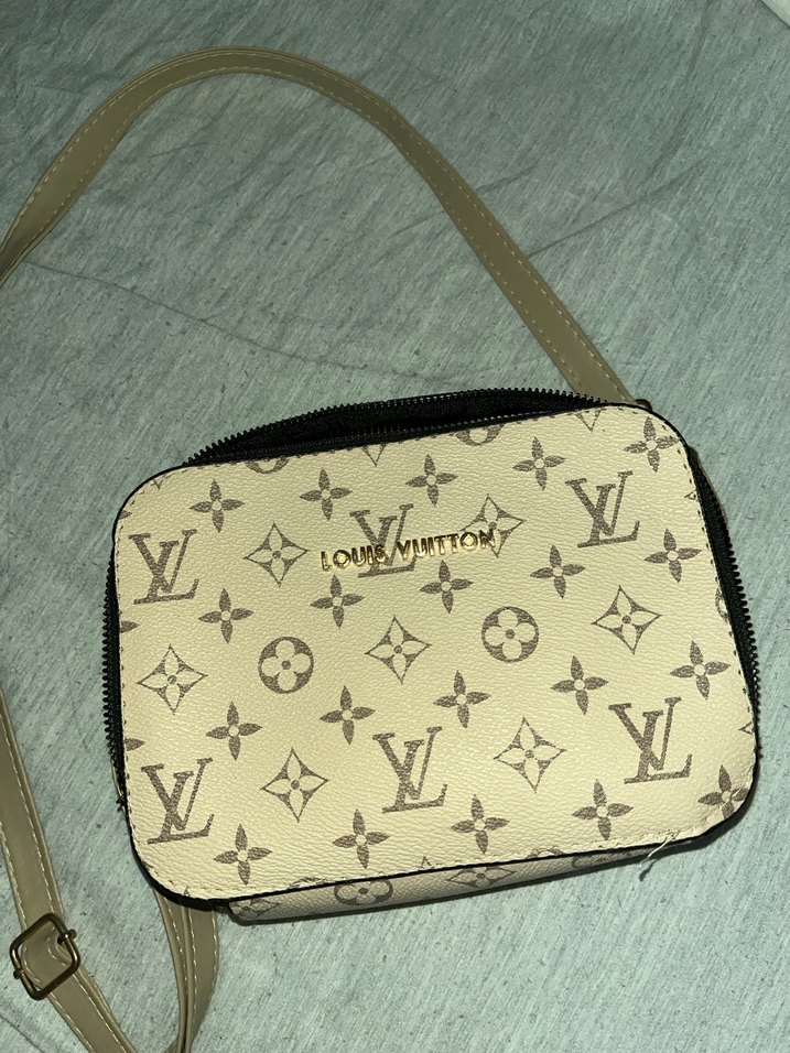 Bej Louis Vuitton Baskılı Çapraz Çanta - Görsel 2