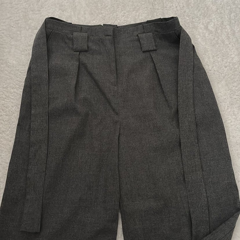 Gri Kemerli Kadın Kumaş Pantolon - Görsel 2