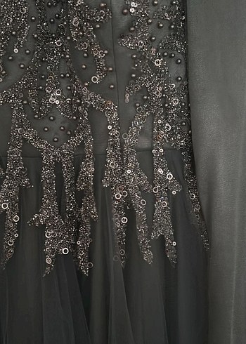 İşlemeli Uzun Kollu Gri Abiye Elbise - Görsel 5