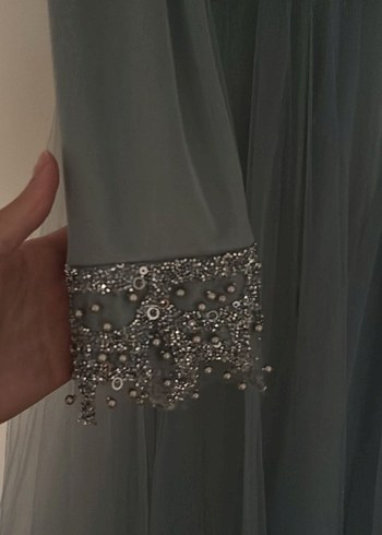 İşlemeli Uzun Kollu Gri Abiye Elbise - Görsel 6