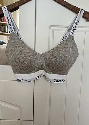 Calvin Klein Gri Spor Sütyeni