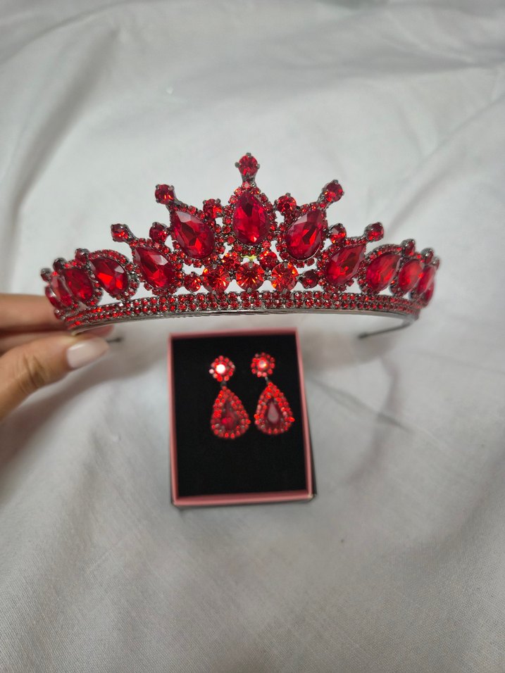 Kırmızı Taşlı Taç ve Küpe Seti - Görsel 2
