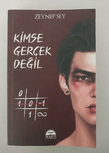 Kimse Gerçek Değil - Zeynep Sey